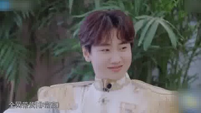 贾玲  不愧是玲姐，带货能力真的是杠杠的～