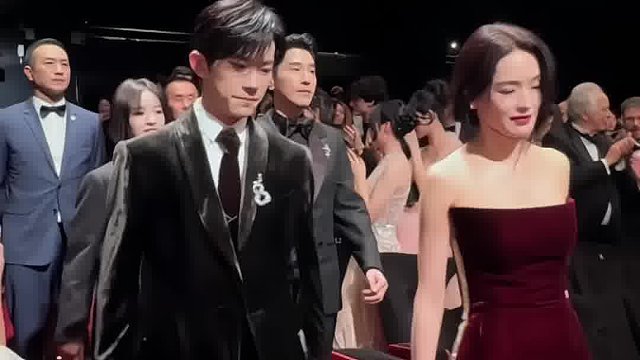 多年前的一句话此刻正中眉心