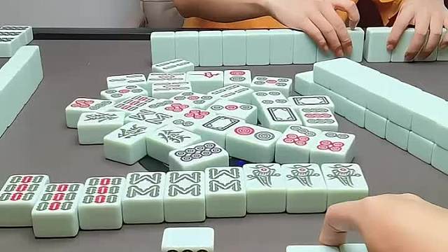 麻将机撤回了一个杠上开花