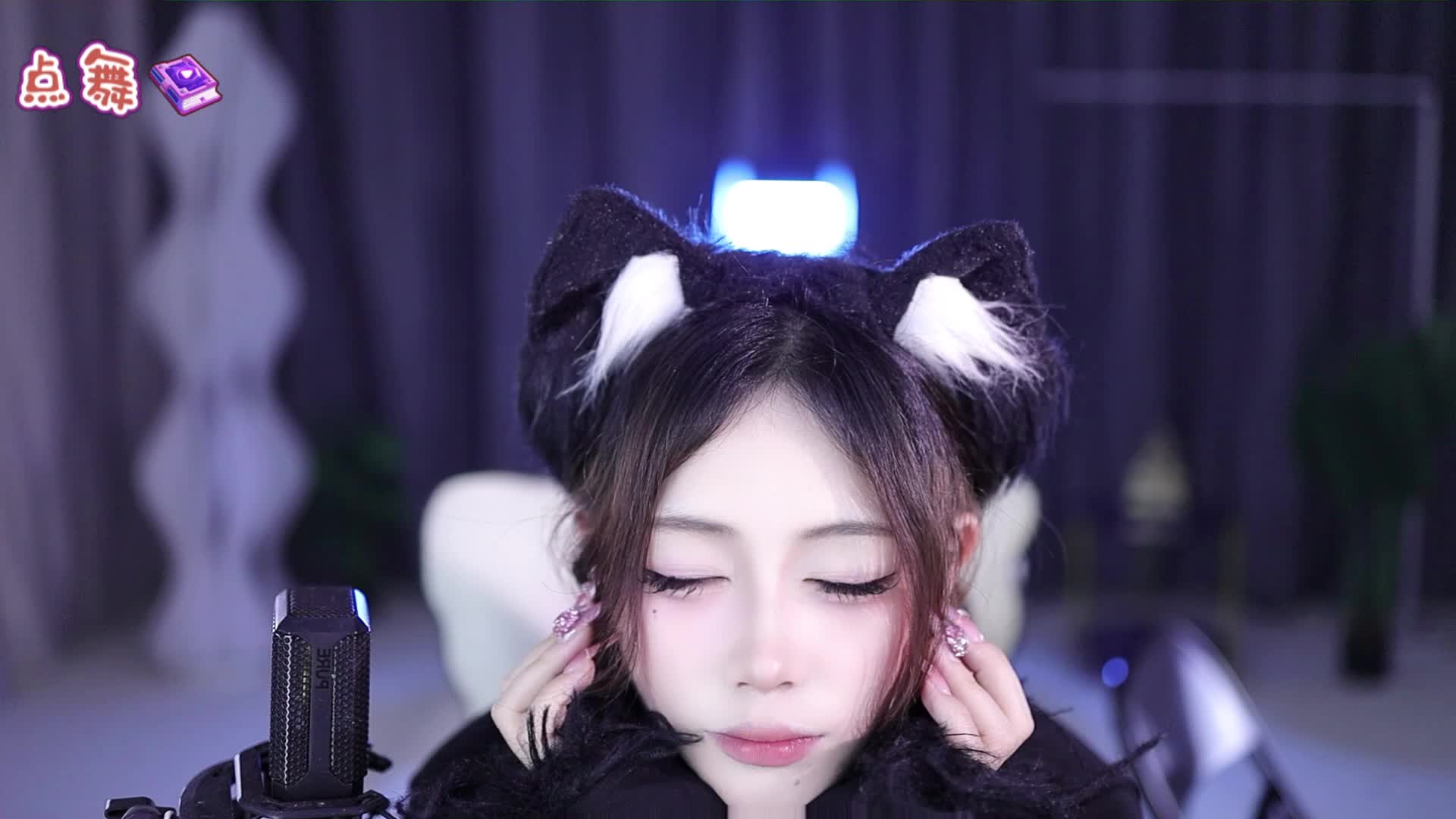 恭喜福西西小姐姐订阅破W!!!