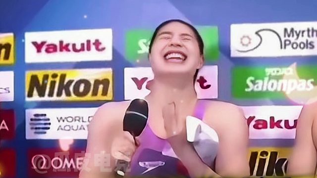 泳队全员喜剧人 采访我都当喜剧看