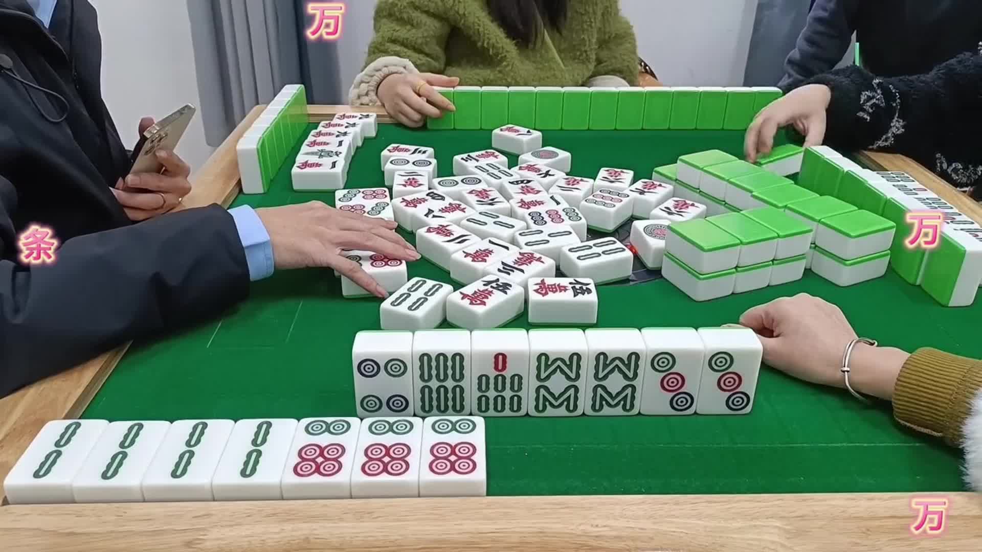 居然摸这样胡，这豪金！