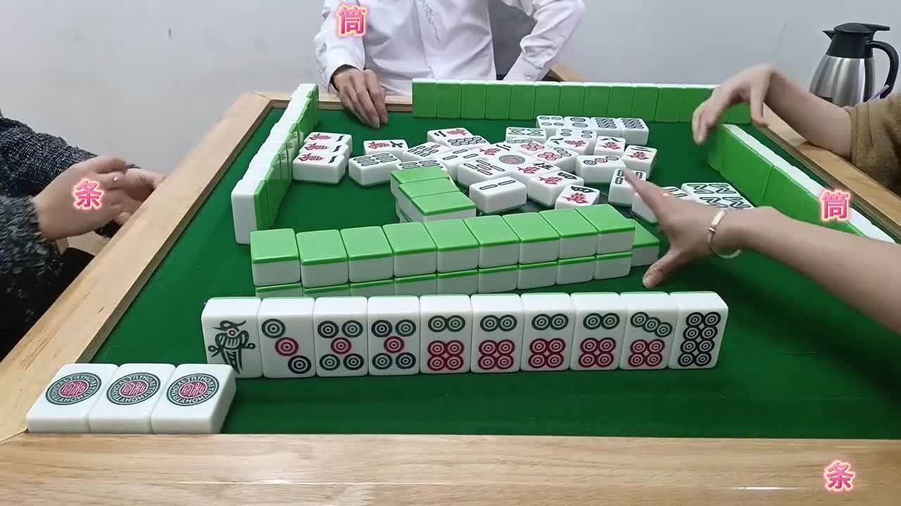 没打满，就开“炸”！气质拿够