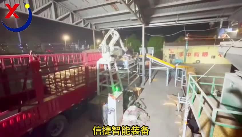 高栏车极限填装，耐力碾压人力，全自动玉米装车机器人