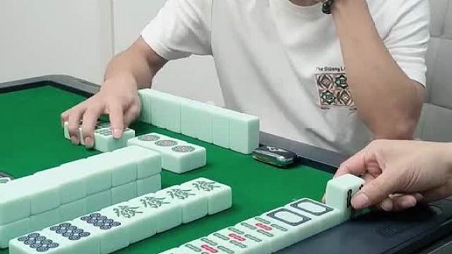 哦吼！孝感卡五星高手。我想问一句。列牌你敢亮吗？