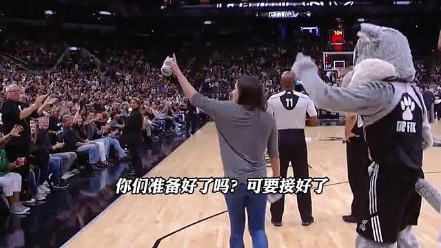 这就是你们说的平常连瓶盖都拧不开的女生吗这臂力我信了