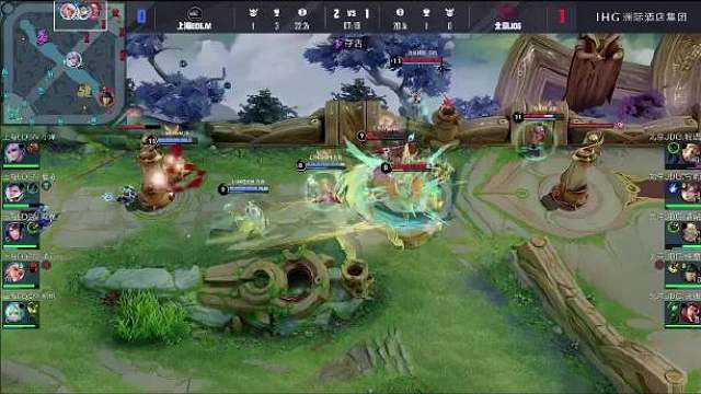 恭喜EDGM赢得第二小局比赛胜利，八分钟速推也太牛了吧！继续加油！​​​