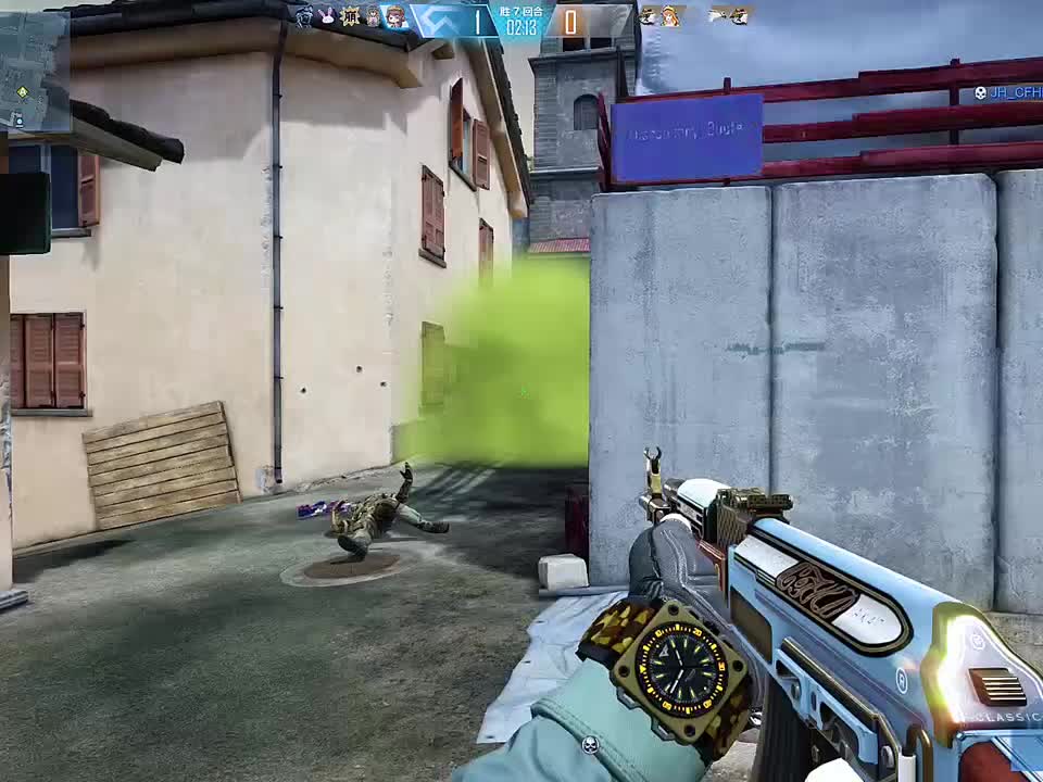 多少难熬的我都熬过去了，如今的我不闻不问不痛不痒又凭什么不快乐