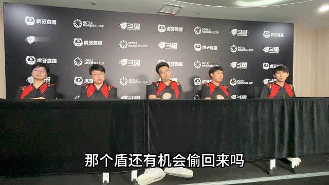 太阳黑子赛后采访！查理斯：期待下届毛哥来参加​​​