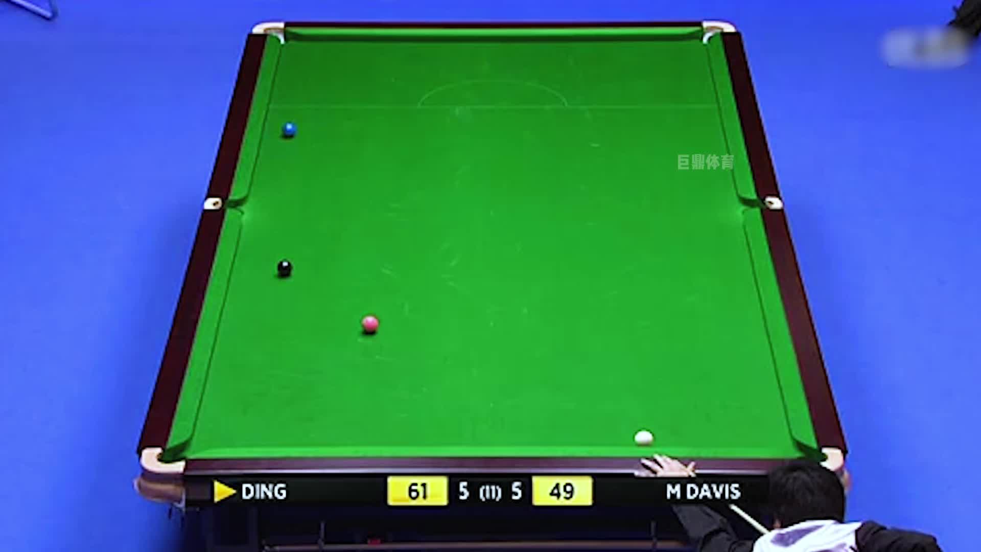 丁俊晖生涯最霸气的一杆，解球瞬间变绝杀，对手恼羞成怒拒绝握手(2)