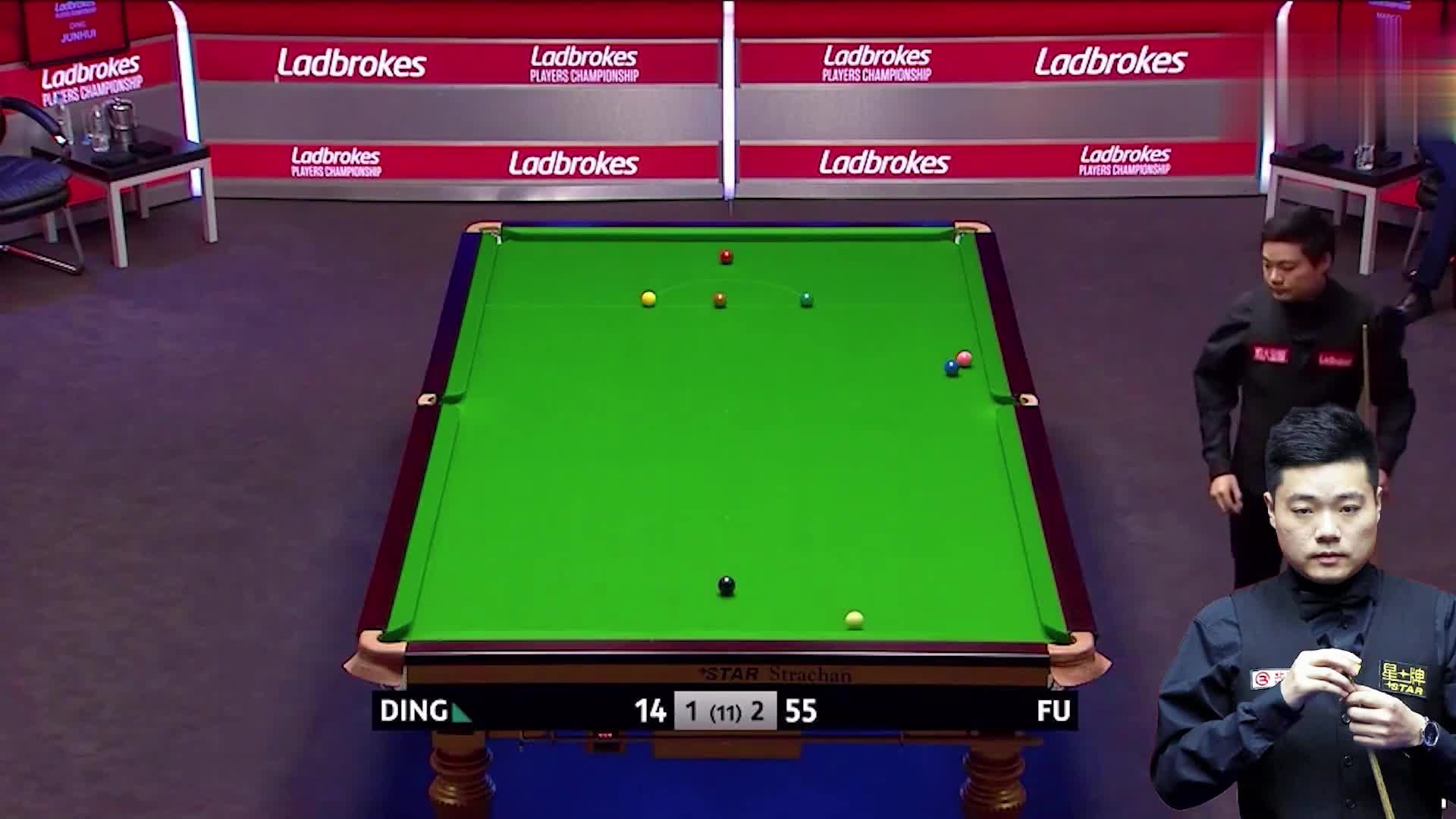 丁俊晖俊生涯最佳清台翻盘，极致的准度与翻袋，傅家俊心服口服(2)