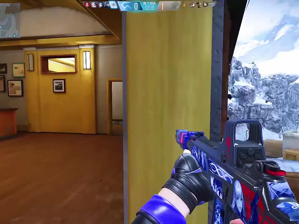 谁不是在崩溃边缘撑着笑脸