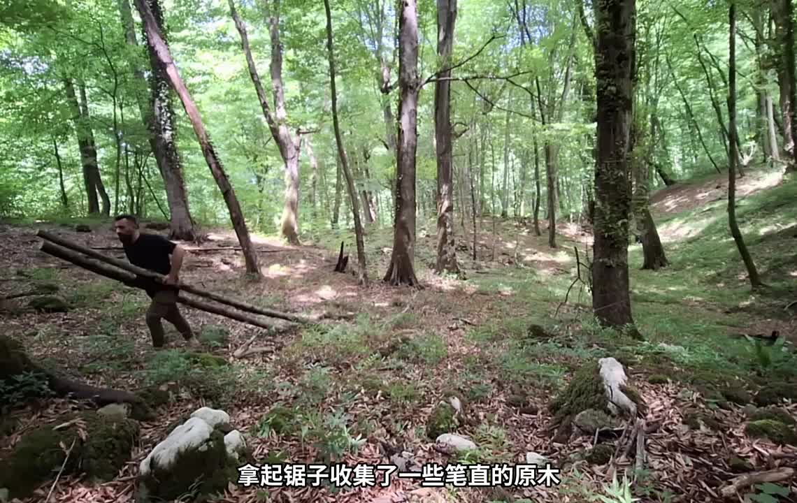 第1集：为了应对野兽的袭击，男人在树上给自己搭建了舒适的小屋