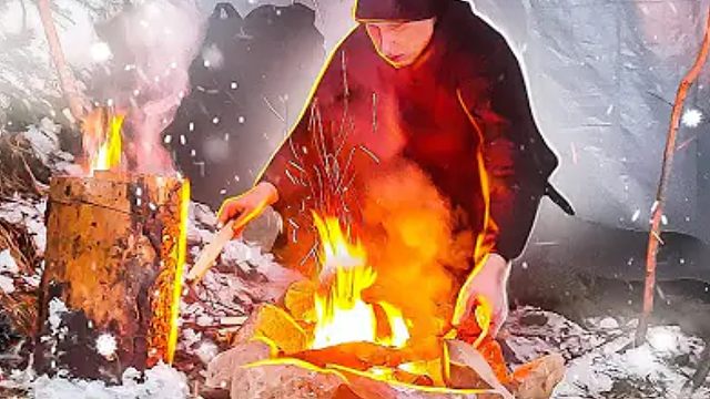 暴风雪中，独自在荒野生存两天，寒冷的夜晚烤火取暖，睡觉很放松