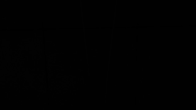 #三角形接地体 是接地体的一种特殊形式，由金属导体或导体群组成，呈三角形布局