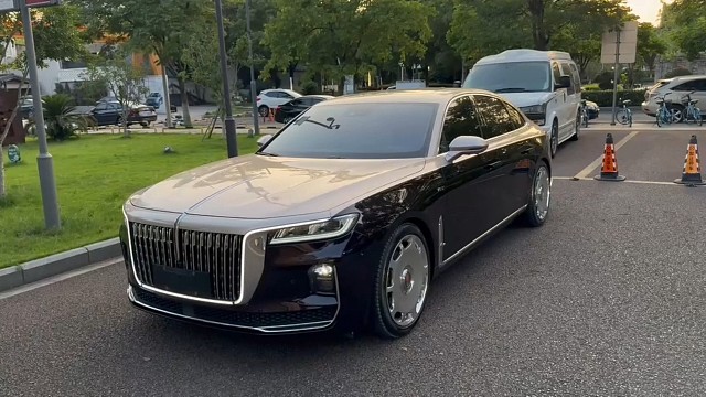 红旗H9四座顶配