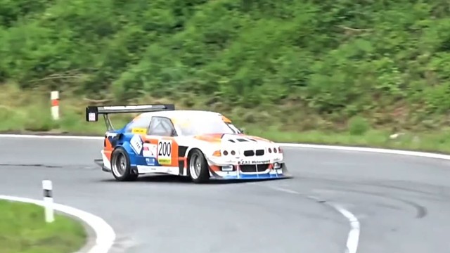 狂飙来袭！燃爆赛道的激情瞬间，车迷必看！