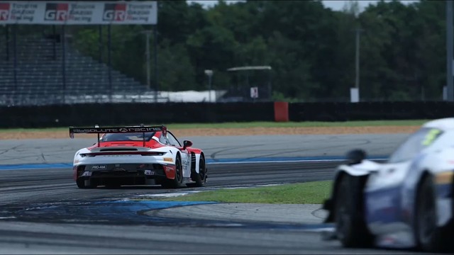 令人舒适的赛车片段