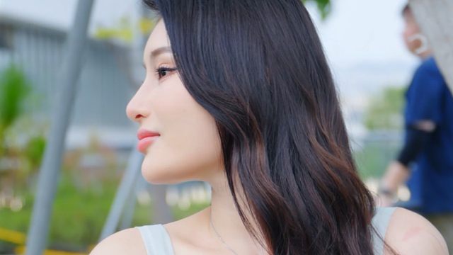 粤港澳大湾区车展 阮依依