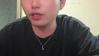 兄弟們，我被選為老王杯的隊長了，大家?guī)臀姨暨x五名隊員