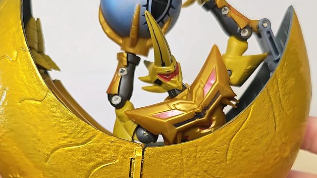 灵动创想宇宙星神阿奴比六寸可变球玩具