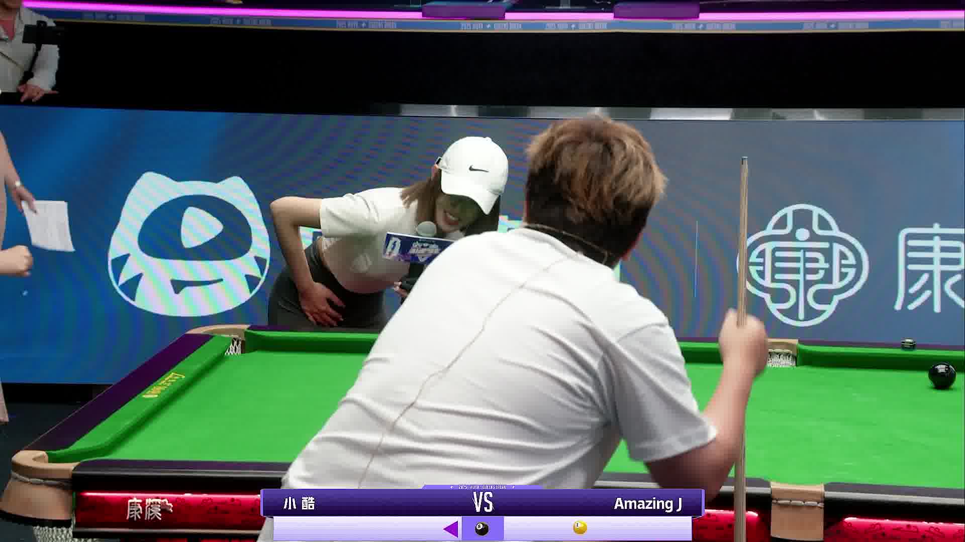 AJ杆法失误击倒蔡娜