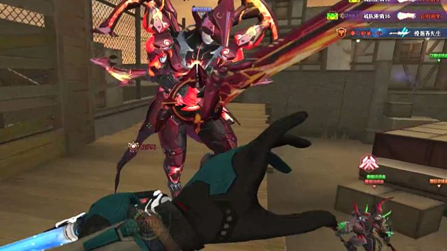 战斗奶妈，边救边杀！