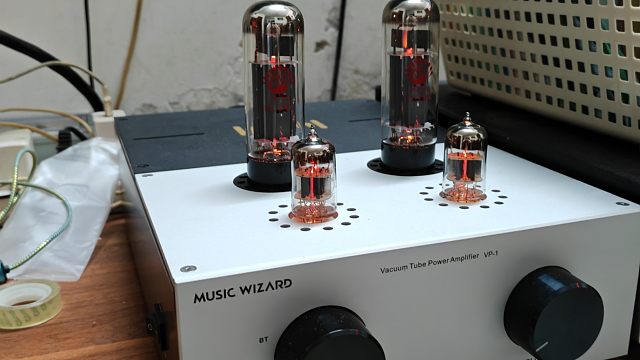 vp1做完避震之后听嘈杂的二次元都没问题了，主要是凝聚了干净了安定了，很满意