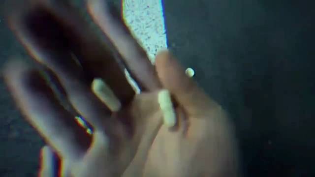 雨夜千鸟刃 斩烬负人心