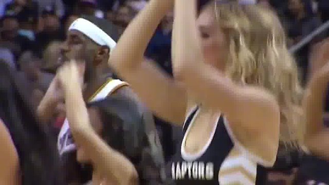 啦啦队感动吗不敢动不敢动