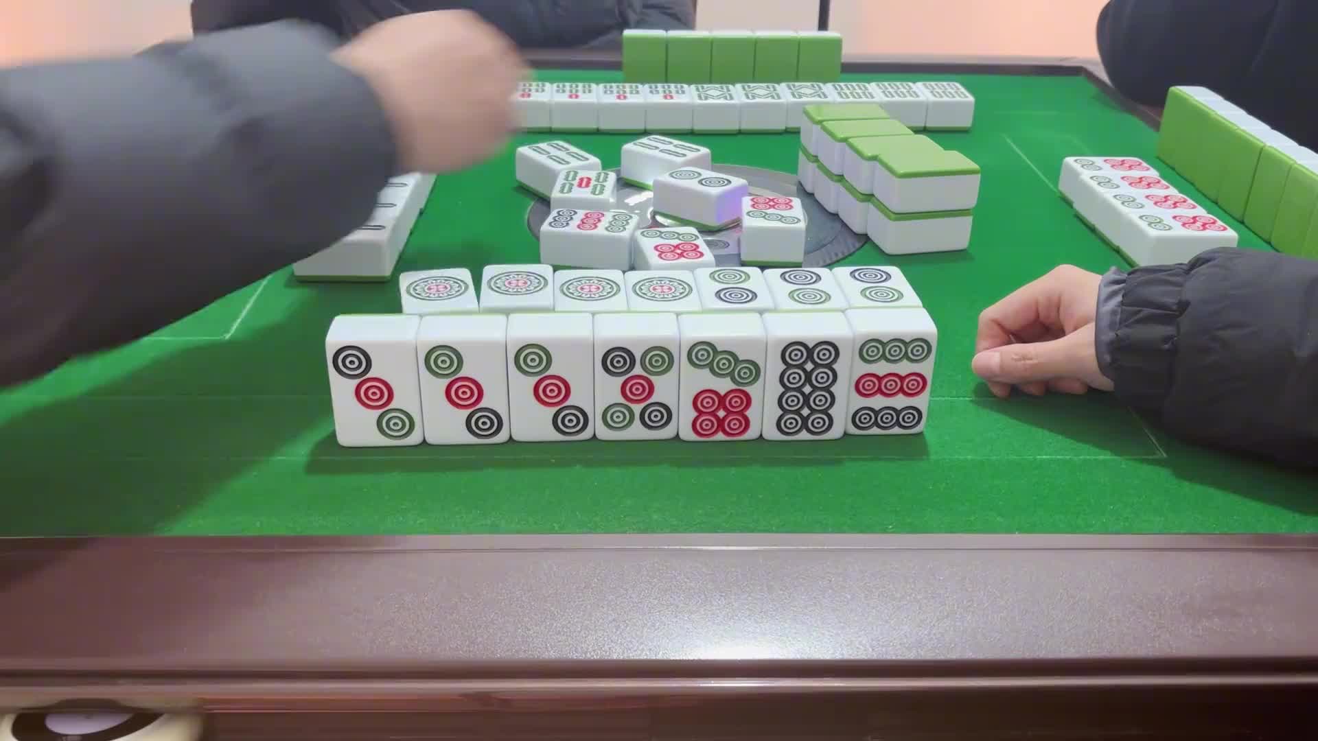 四个锅盔直接拉高了这局的GDP