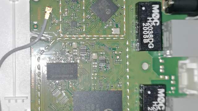 华为TC5200 V2路由器拆机(HI5651H 28nm 双核A53)