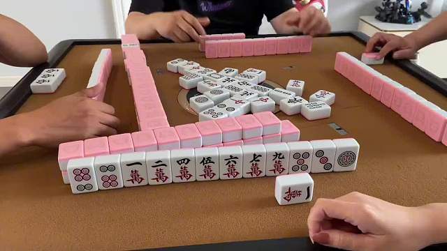 今天是各种大牌差一点…