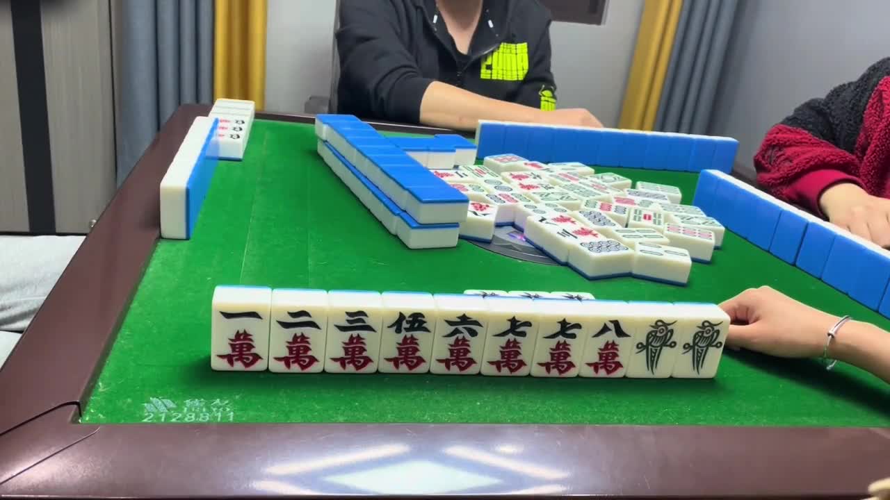 一个都跑不掉，四鸡归笼！四鸡感觉太棒了