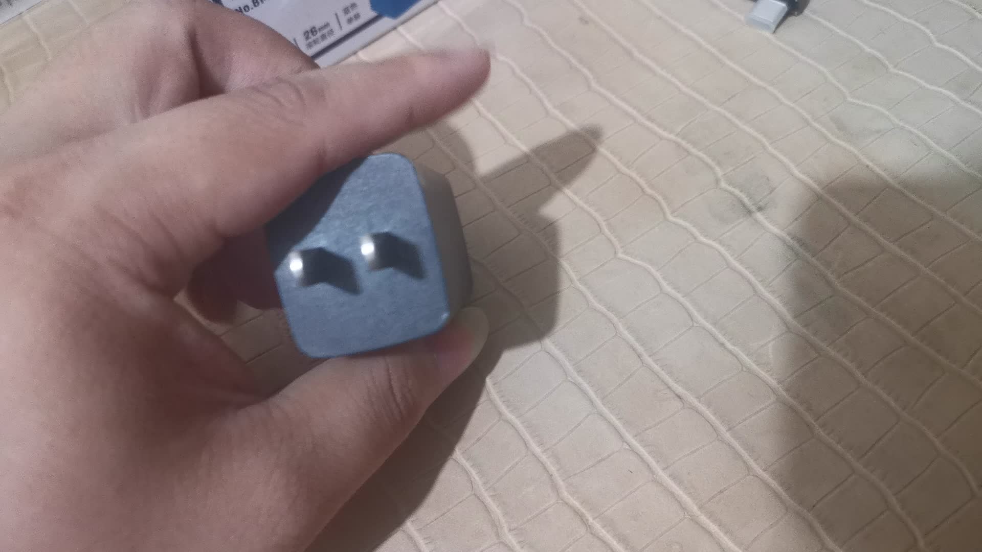 倍思GAN3 LITE 67W氮化镓充电头开箱测试(双C头)