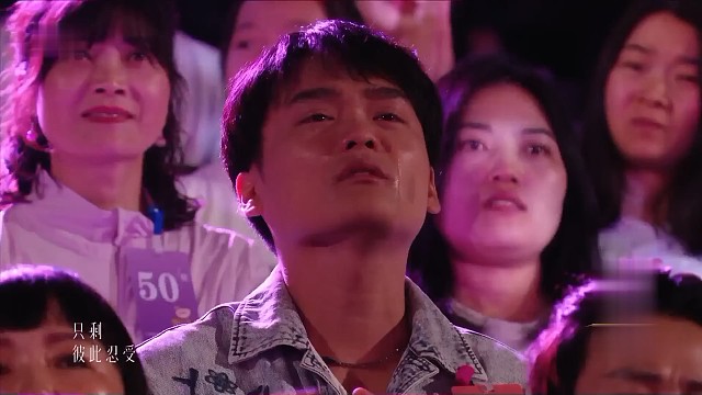 李佳薇《天后》