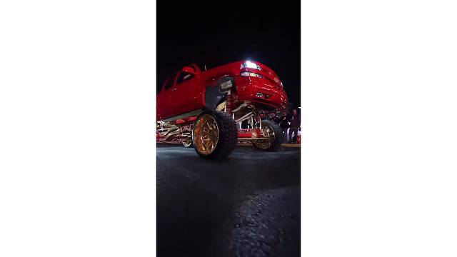 这种皮卡我是见一辆爱一辆