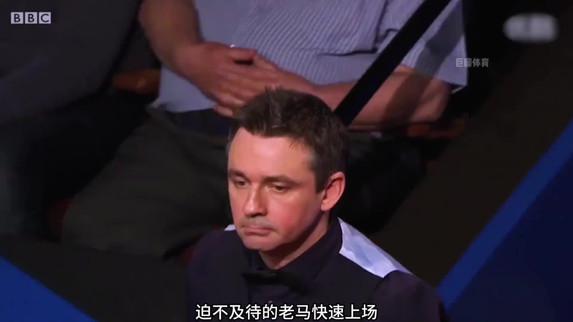 晖哥两颗球做逆天斯诺克，对手解到口吐芬芳，挽回超分能否翻盘？(2)