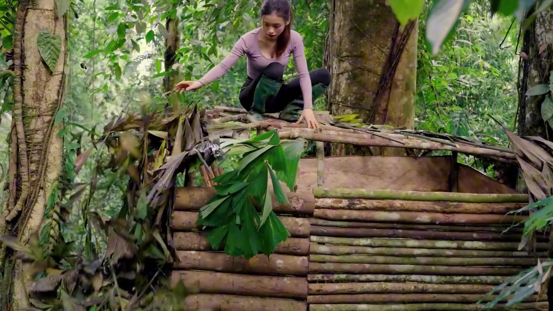 谁看了不说绝！妹子荒野徒手造家，还把露天澡堂安排得明明白白