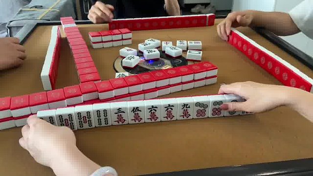 是不是前两天四五条混多了没胡 今天有胡就收