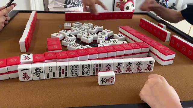 周末看店不能麻将 视频过过瘾