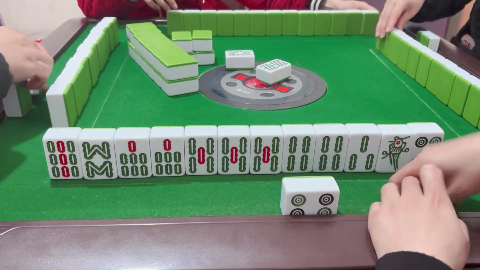 你们来看看这牌换回来可不可以报叫