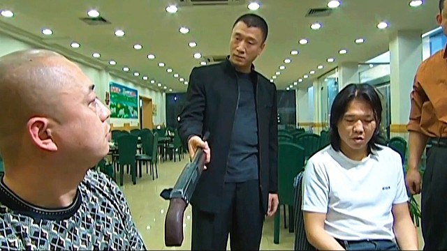 一口气看完征服刘华强和封彪的恩怨《一》