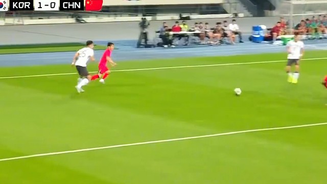 国足开场落后！韩国队李东炅内切无解兜射世界波国足开场落后！韩国队李东炅内切无解兜射世界波
