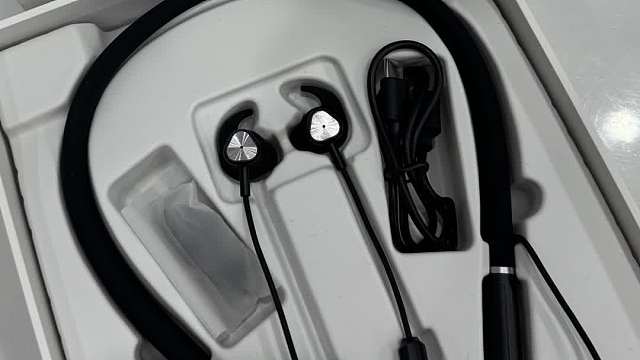 什么牌子助听器效果最好？西嘉使用效果如何？助听器推荐看完秒懂