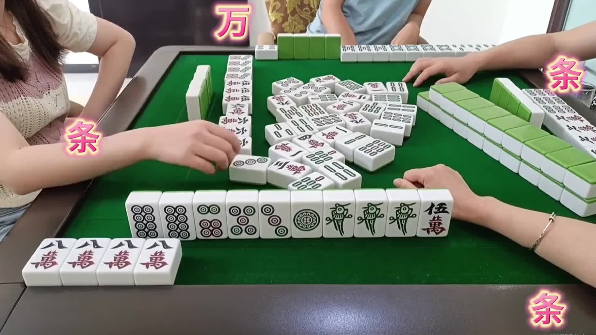 三鸡，摸鸡小能手上线！厉害