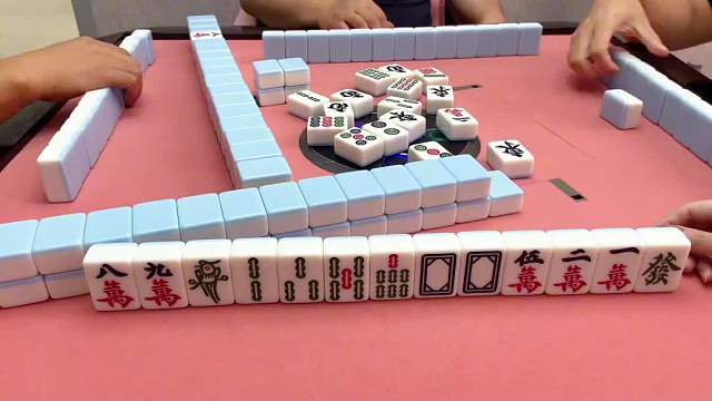 怎么说呢 这场牌 死活甩不上