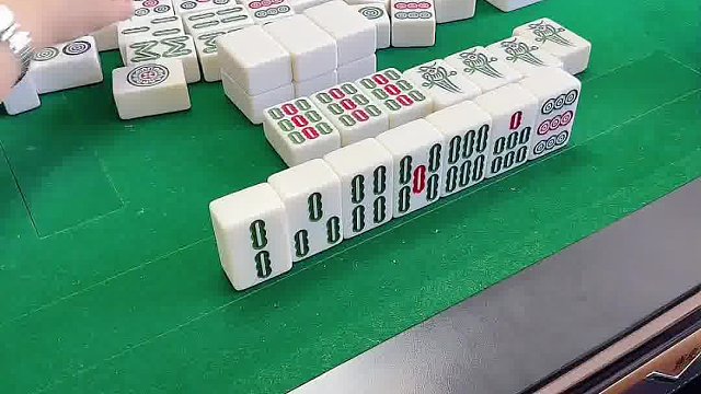 杠开清一色，终结三家悬念