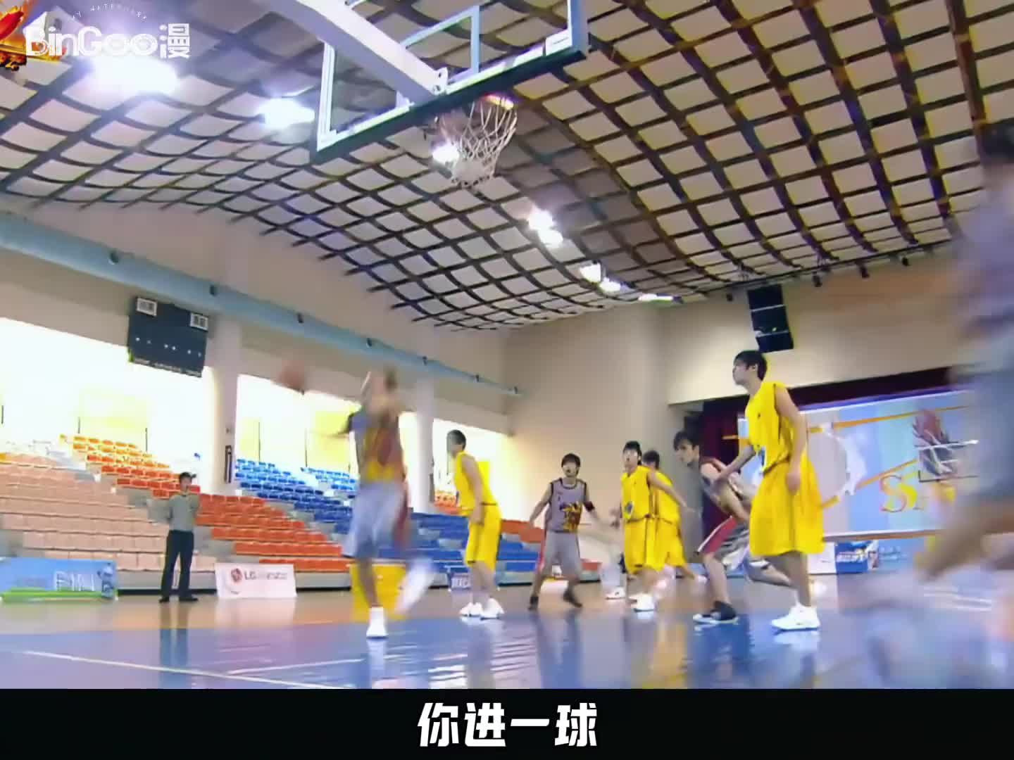 元大鹰对战街球高手助攻王，一招通吃