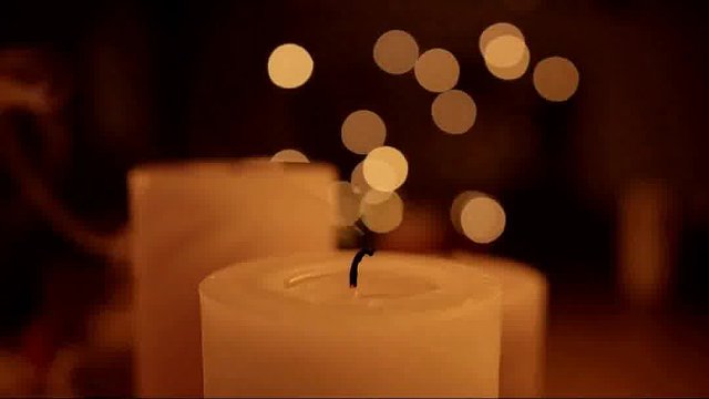 琢磨，是痛的，我是一块棱棱角角的方砚台，一块好砚，在于它石质的坚美和它润磨出来的墨香，而不是被磨成一个圆球，任人把玩。